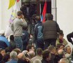 Кровопролитие на мирном шествии в Донецке