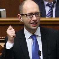 Яценюк громко потребовал это у Порошенко