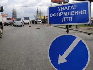 [фото] ДТП на Киевщине: разбился автомобиль с бюллетенями, 3 погибших и 5 пострадавших