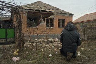[фото] Район "Восточный" в Мариуполе после обстрела "Градами", - фото