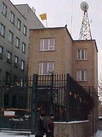       2004